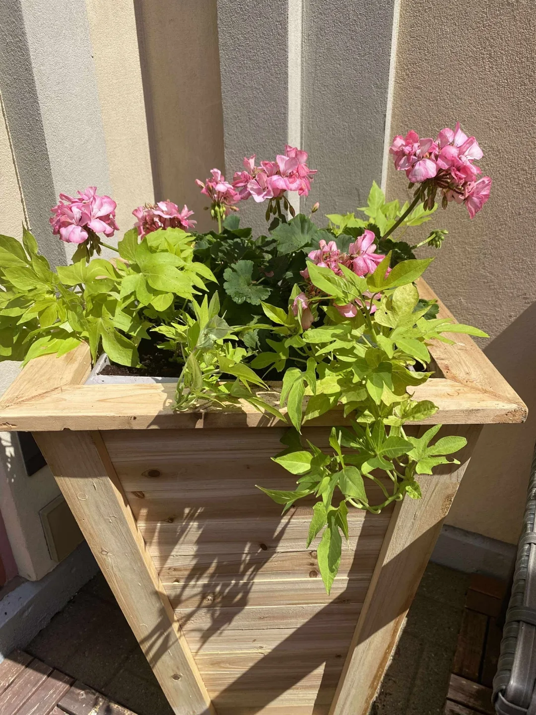 1 Wooden Planter Boxes - 15x15x28 inches image indicator(5)