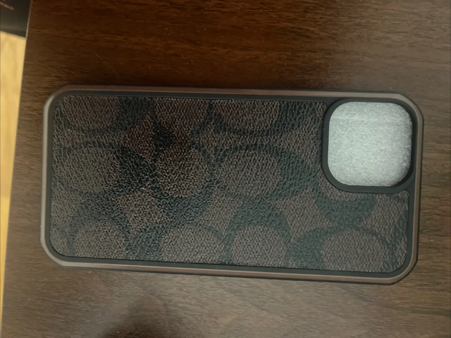 iPhone 15(works for 13)Cases - Santa Barbara Polo, MK, Coach etc image indicator(7)