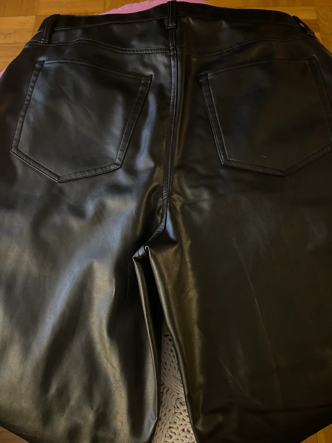 Abercrombie & Fitch Faux Leather Pants - Size 32 image indicator(3)