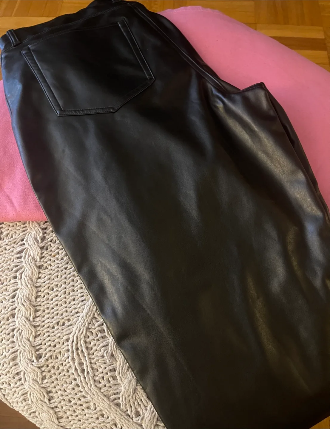 Abercrombie & Fitch Faux Leather Pants - Size 32 image indicator(5)