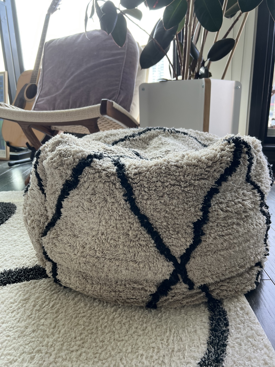 Pouf Ottoman - Beige & Black