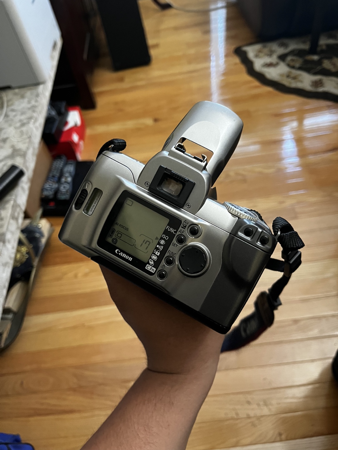 Canon EOS REBEL T2 35MM SLR Film Camera Body Silver - photo 2