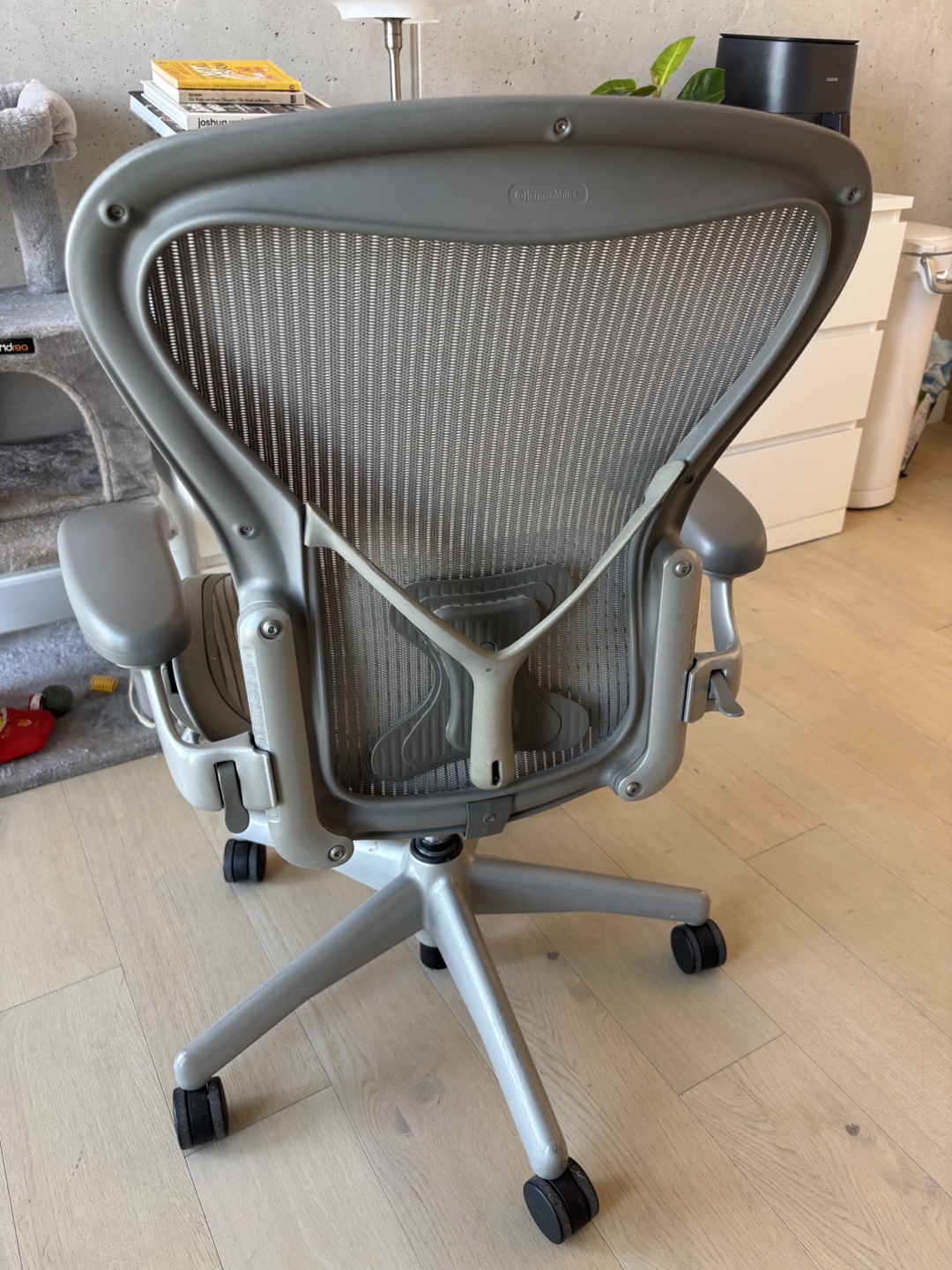 Herman miller aeron - photo 3