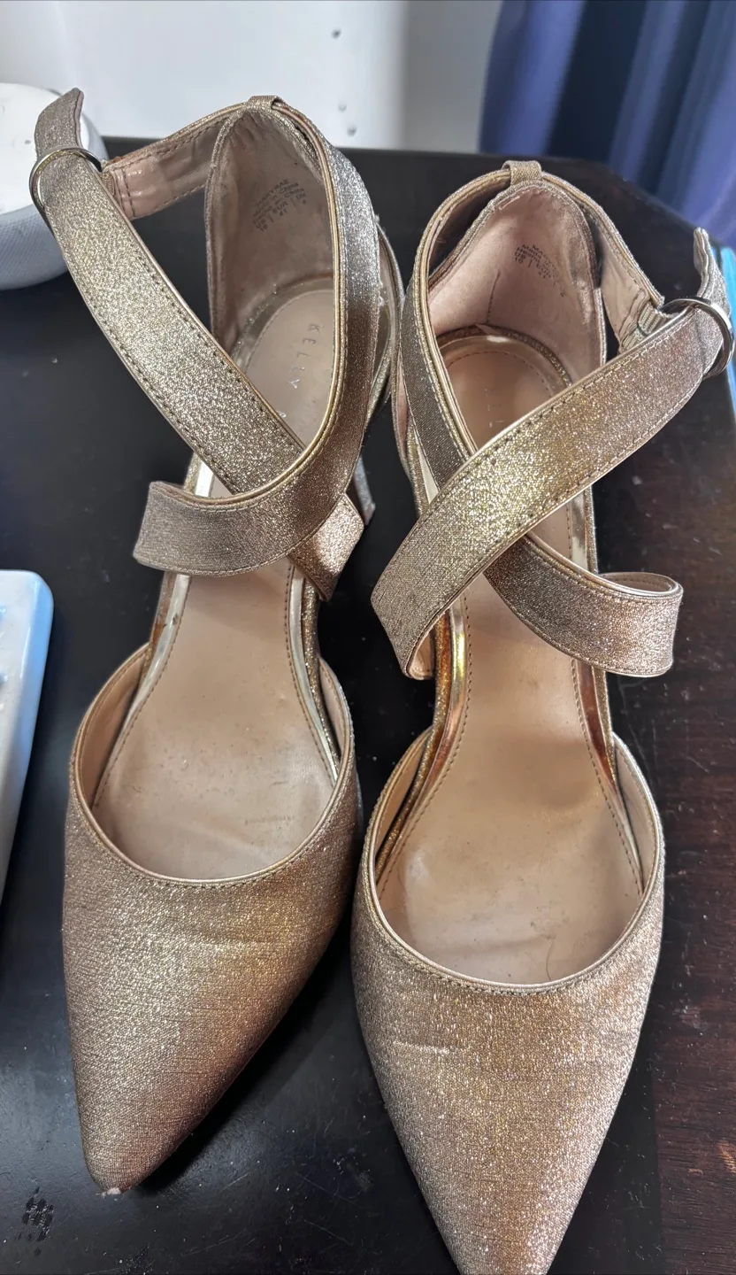 Kelly & Katie Gold Heels, Size 10 thumbnail