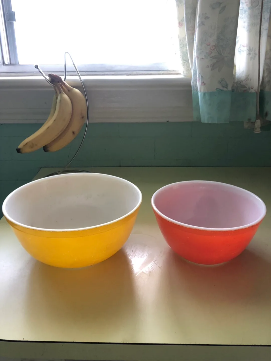 Vintage Pyrex Mixing Bowl Set - Yellow & Orange thumbnail