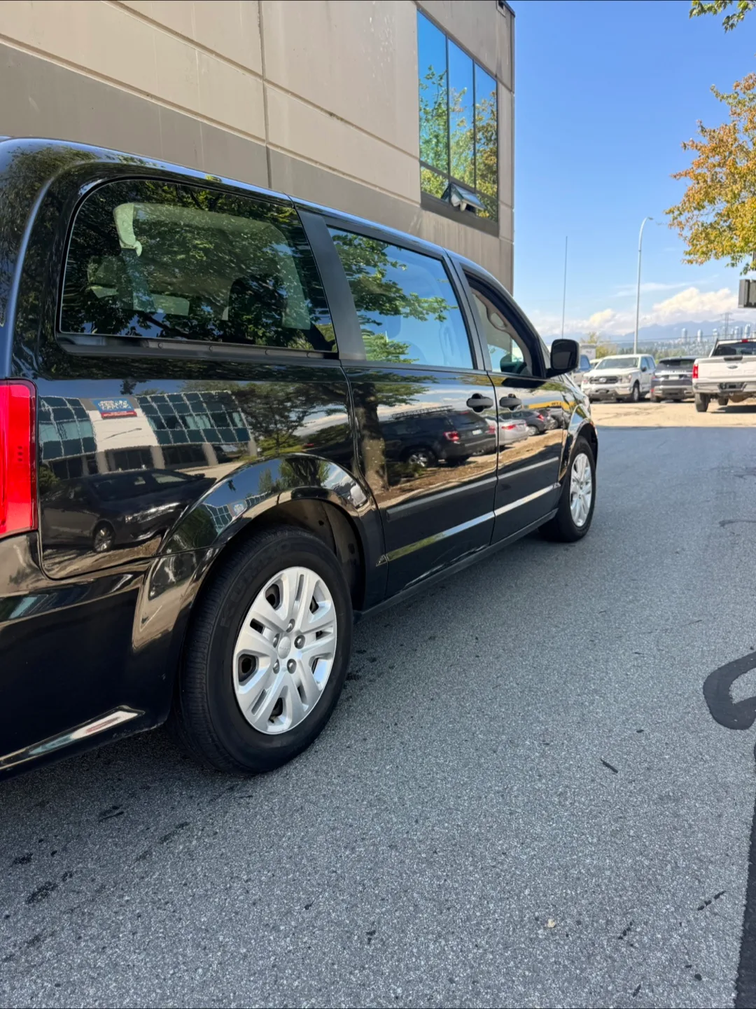 2017 dodge grand caravan passenger image indicator(8)