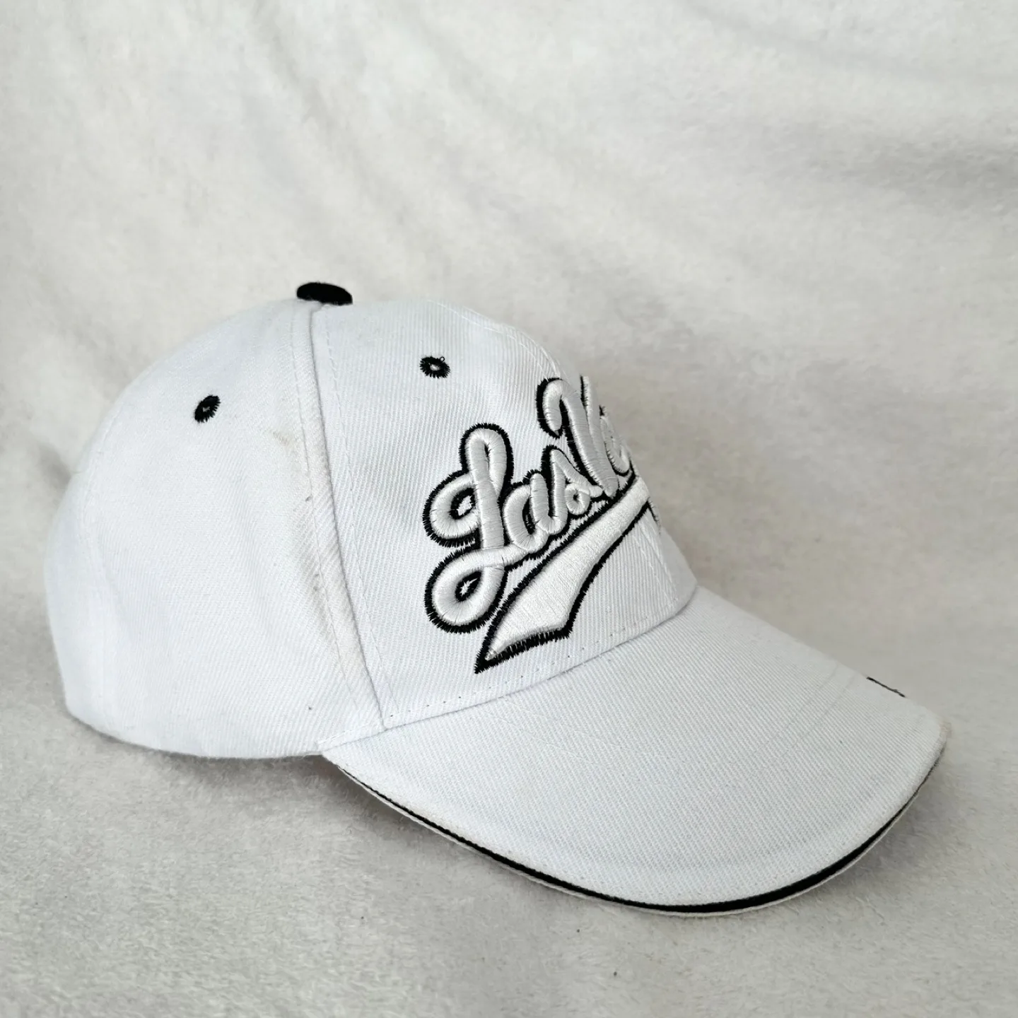 Las Vegas White Baseball Cap image indicator(3)