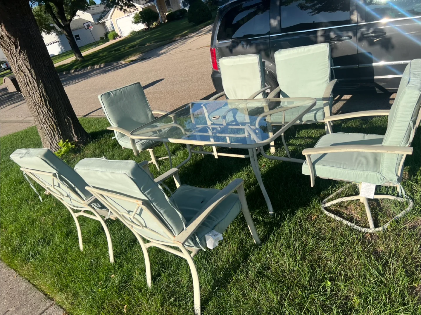 Patio Set - Table & 6 Chairs thumbnail