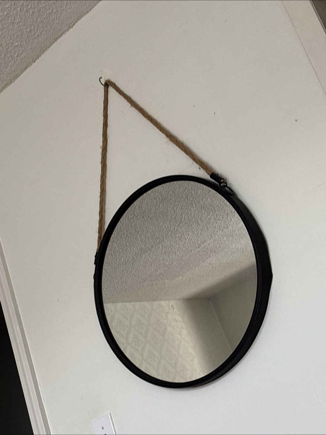 Circle hanging rope mirror