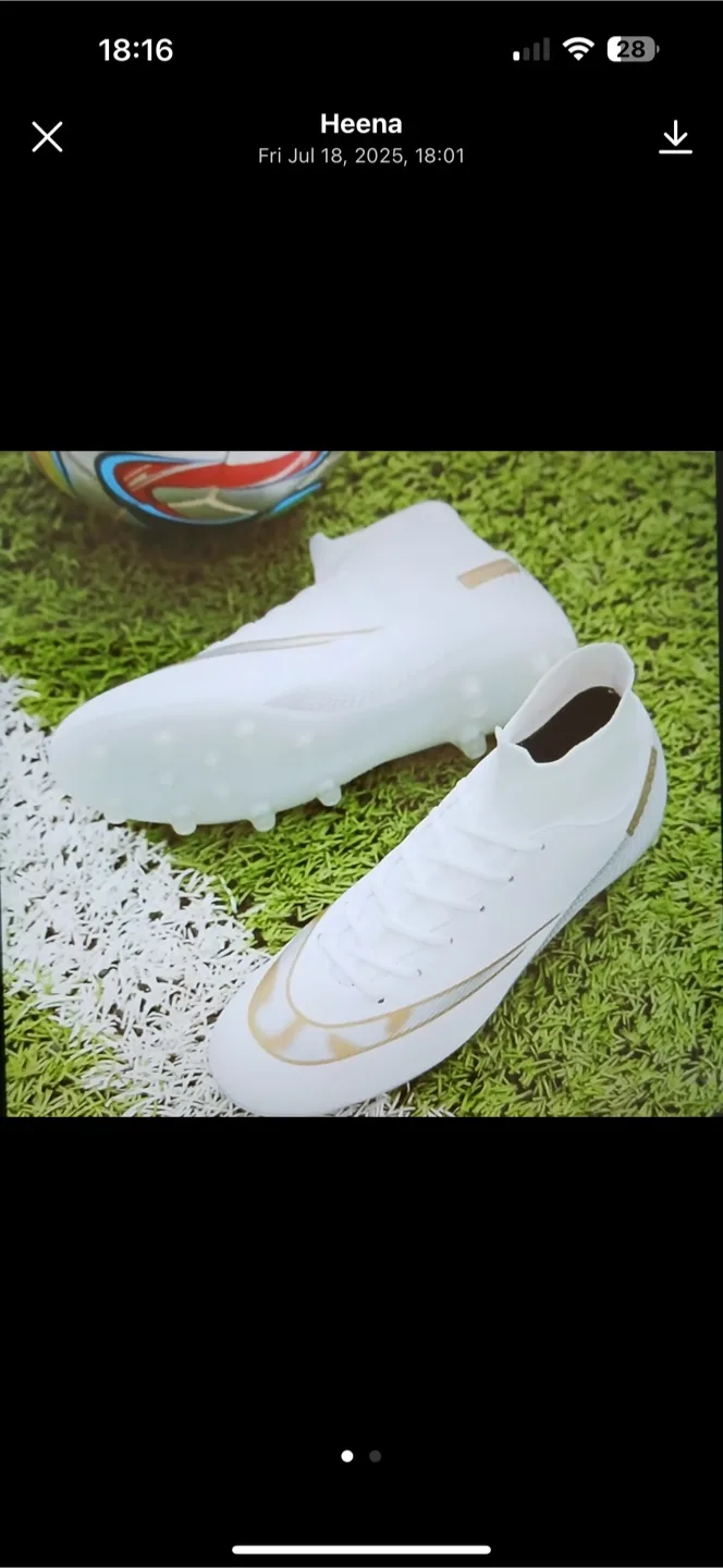 soccer shoes/cleats 6.5 unisex- like new thumbnail