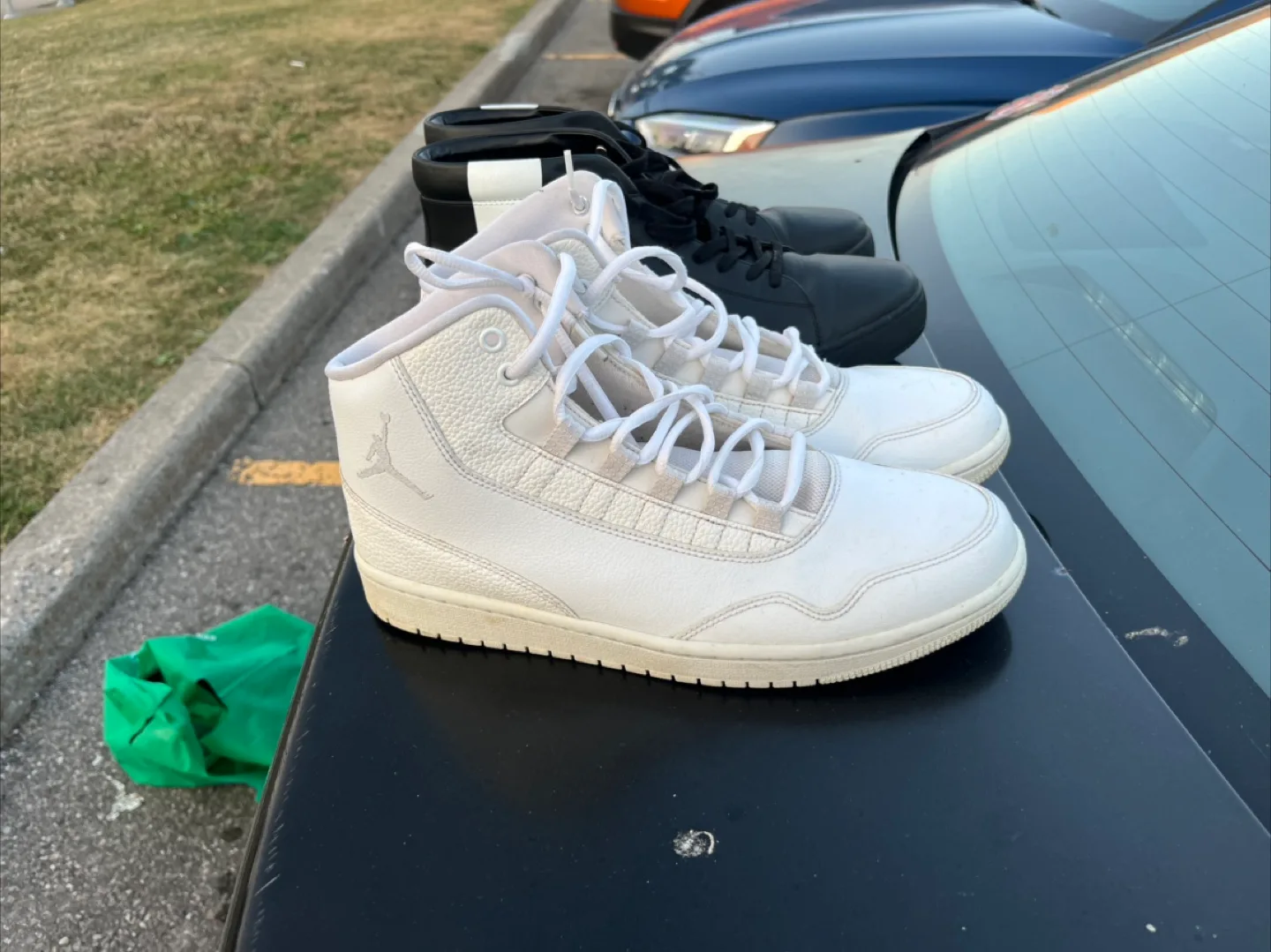 Calvin Klein & Jordan executive image indicator(3)