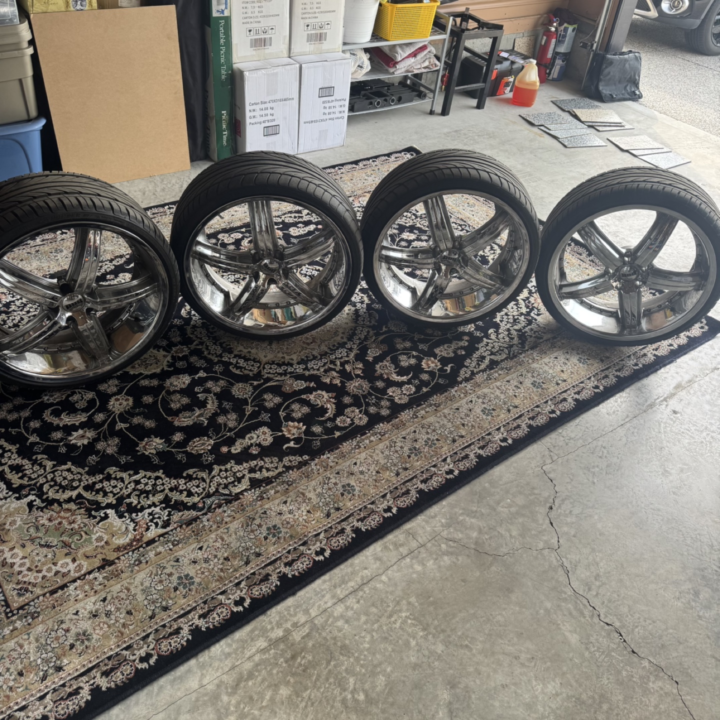 DUB Chrome Wheels with Tires