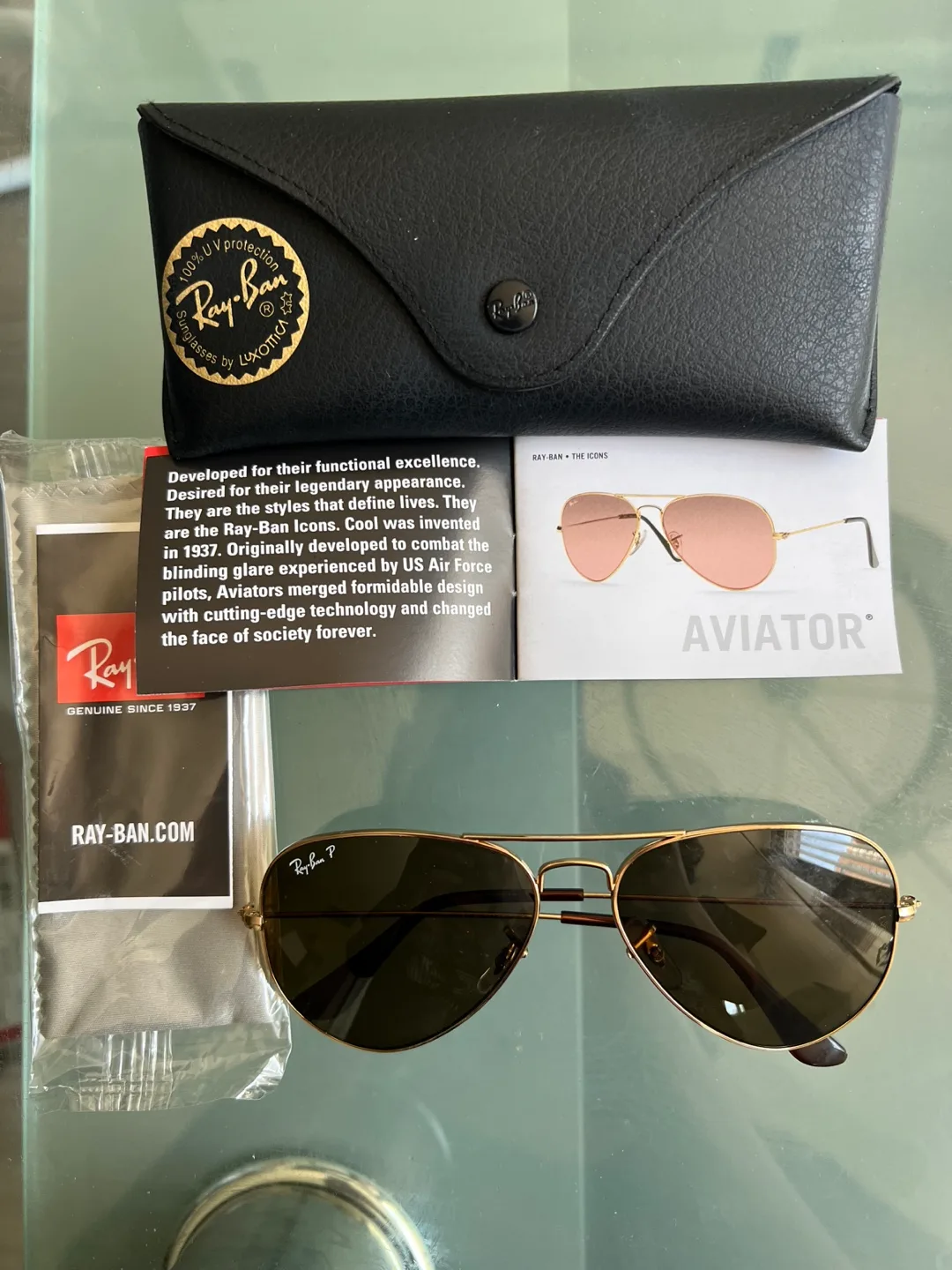 Ray-Ban Aviator Sunglasses image indicator(2)