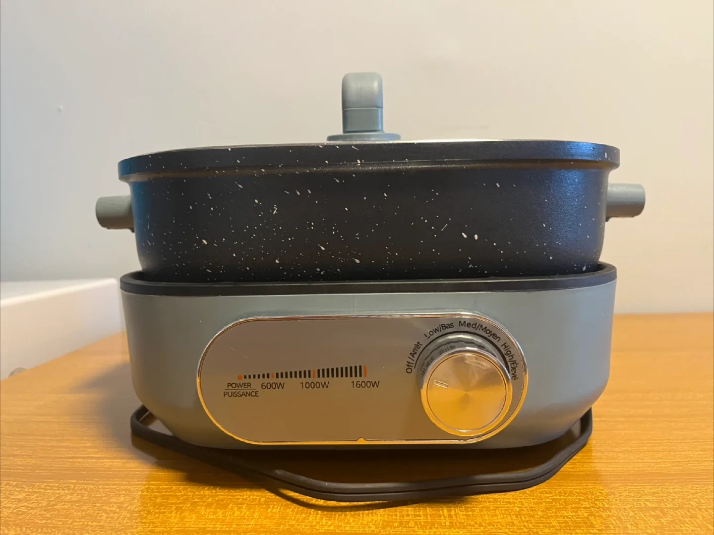 Midea 6L Dual Zone Hot Pot thumbnail