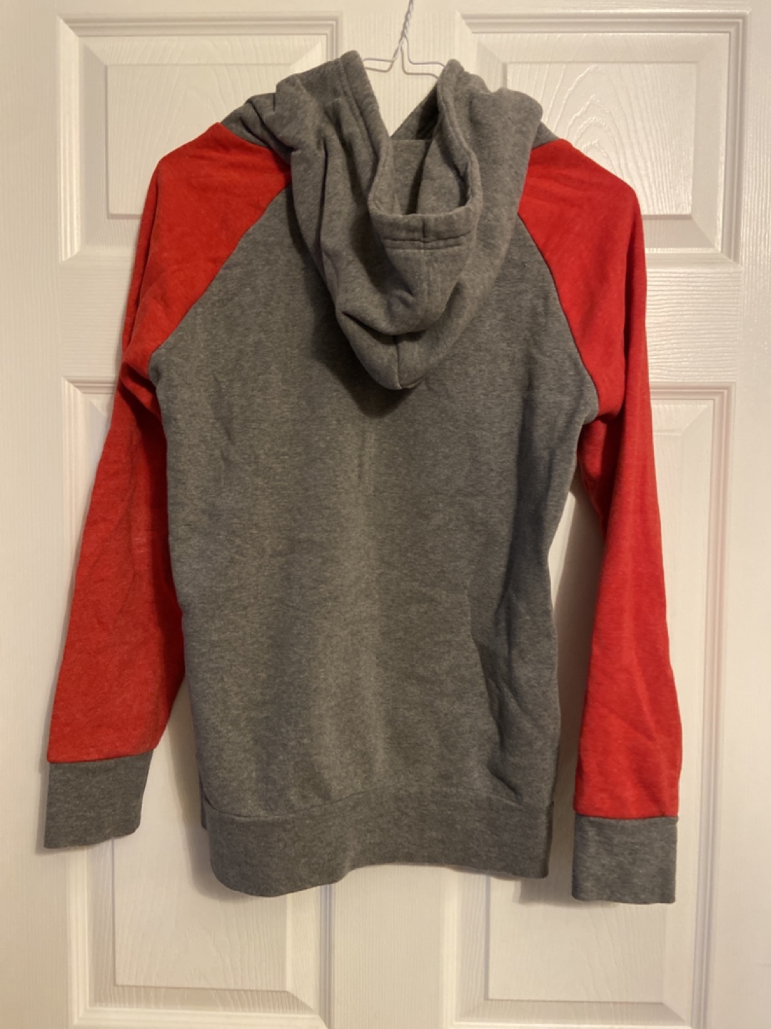 Women’s Toronto Raptors Hoodie in Size S - Red & Grey - photo 2