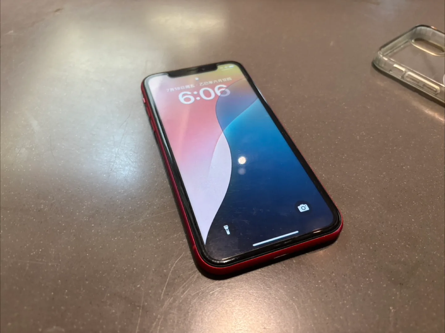 iPhone XR 128gb 82 battery health like NEW condition thumbnail