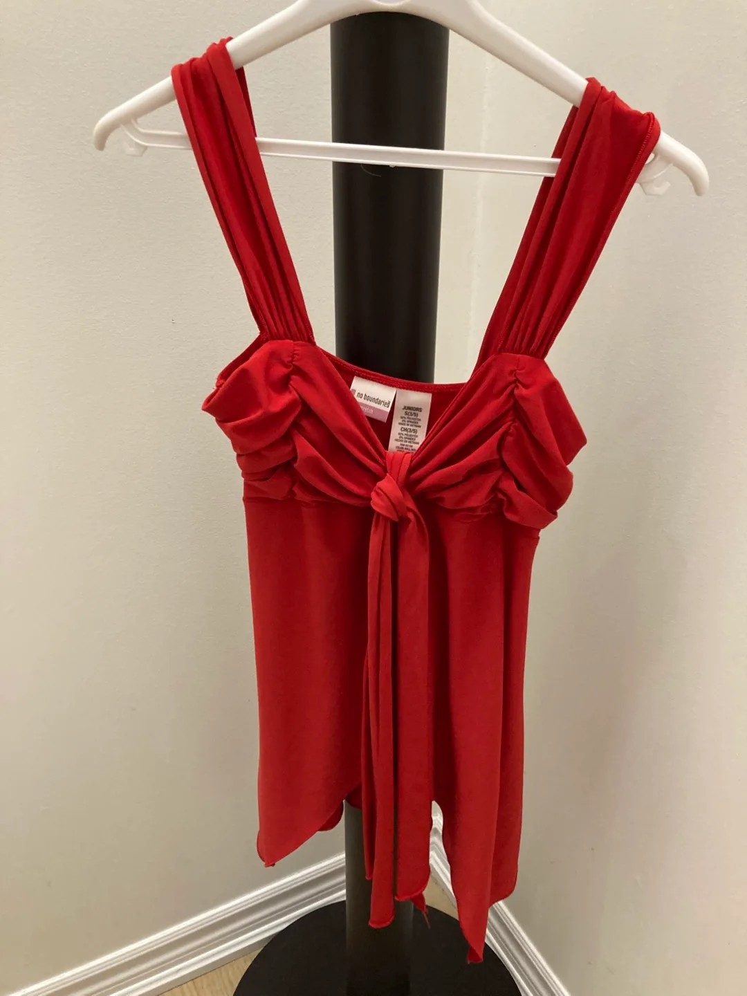 🇨🇦🍁No Boundaries Red Stretch Top - Juniors S(3/5) thumbnail