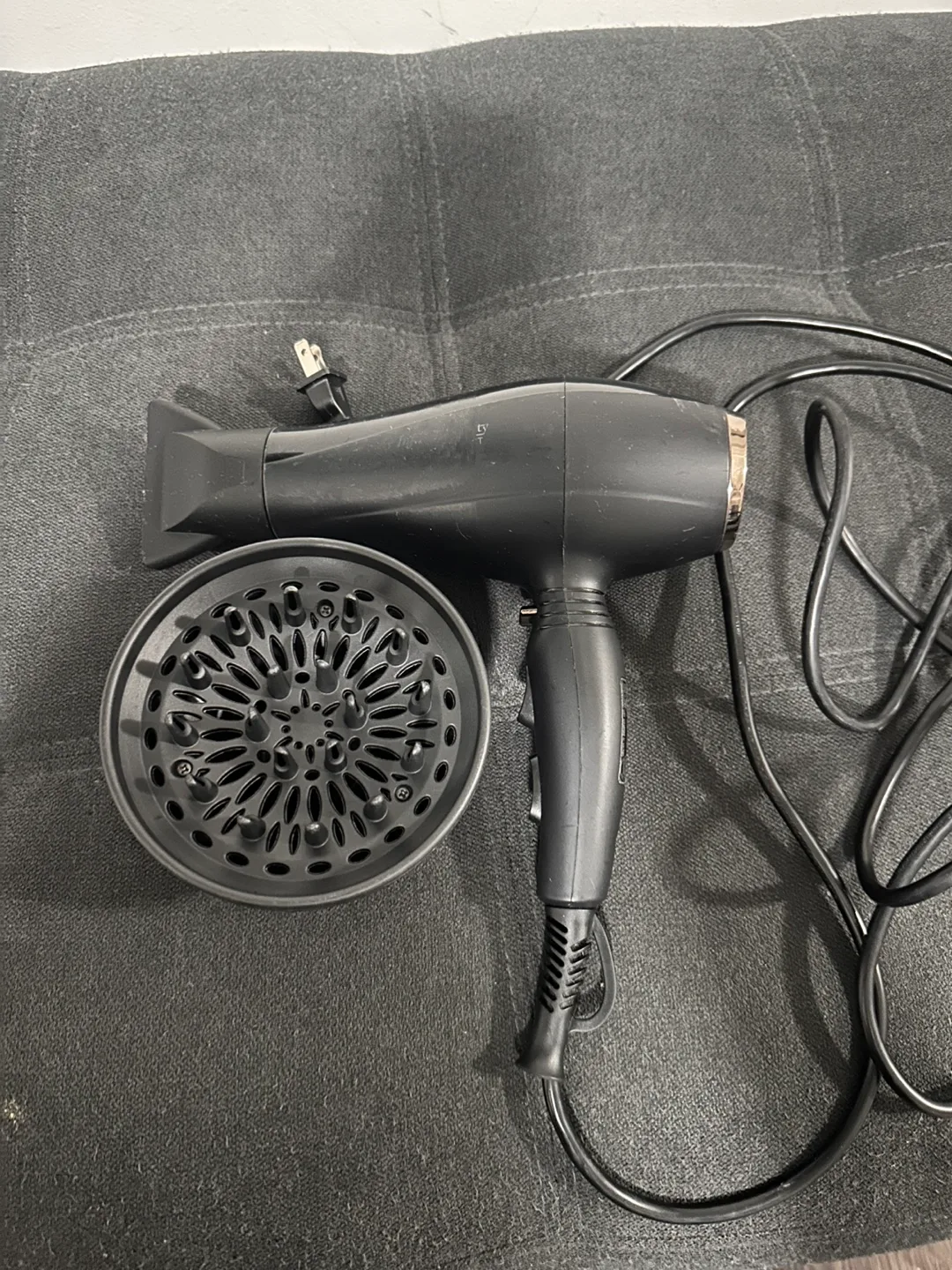 Infinity Beauty NP Ceramic Ionic Compact Hair Dryer thumbnail