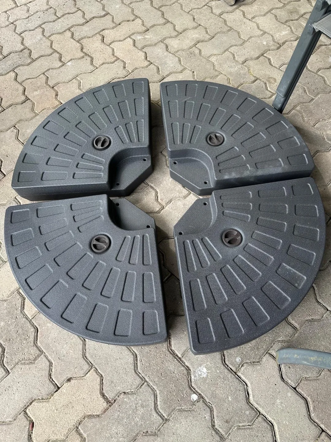 Umbrella Base Weight Plates thumbnail