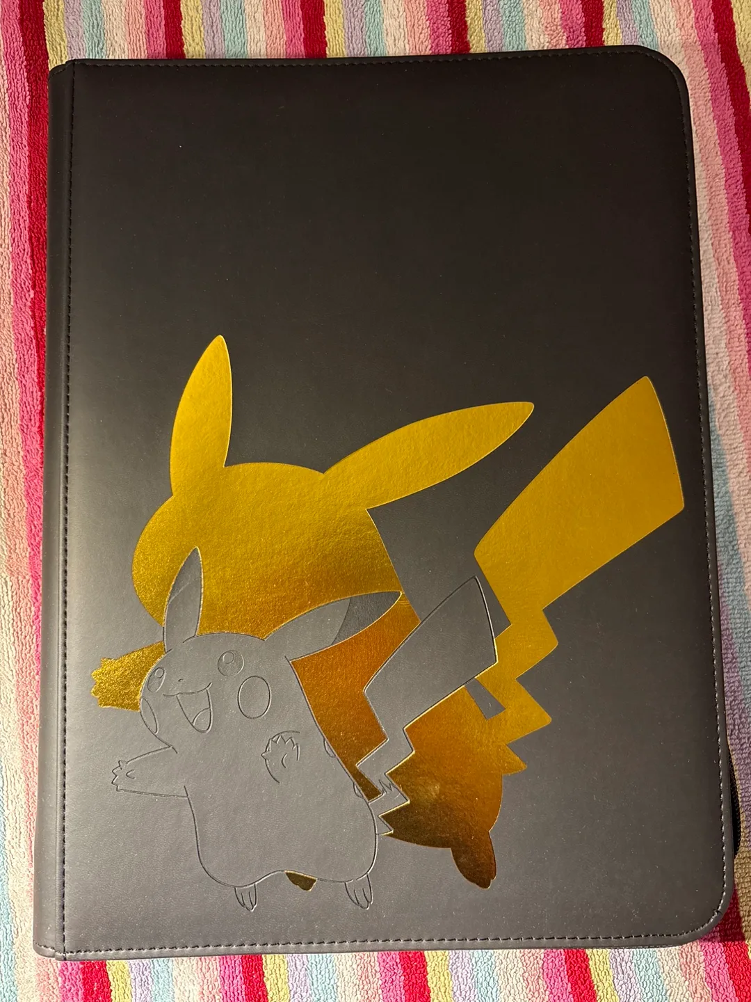 UltraPRO: 9-Pocket Zippered Binder - Pokemon Elite Pikachu thumbnail