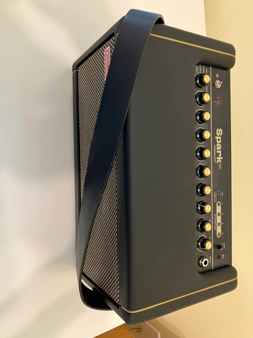 Brand new Positive Grid Spark Amplifier image indicator(3)