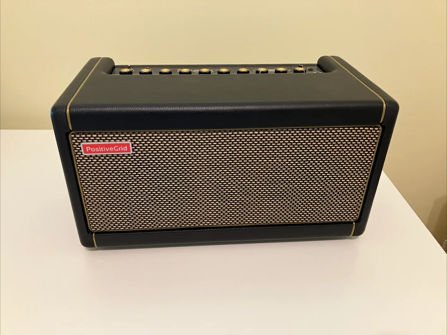 Brand new Positive Grid Spark Amplifier image indicator(7)