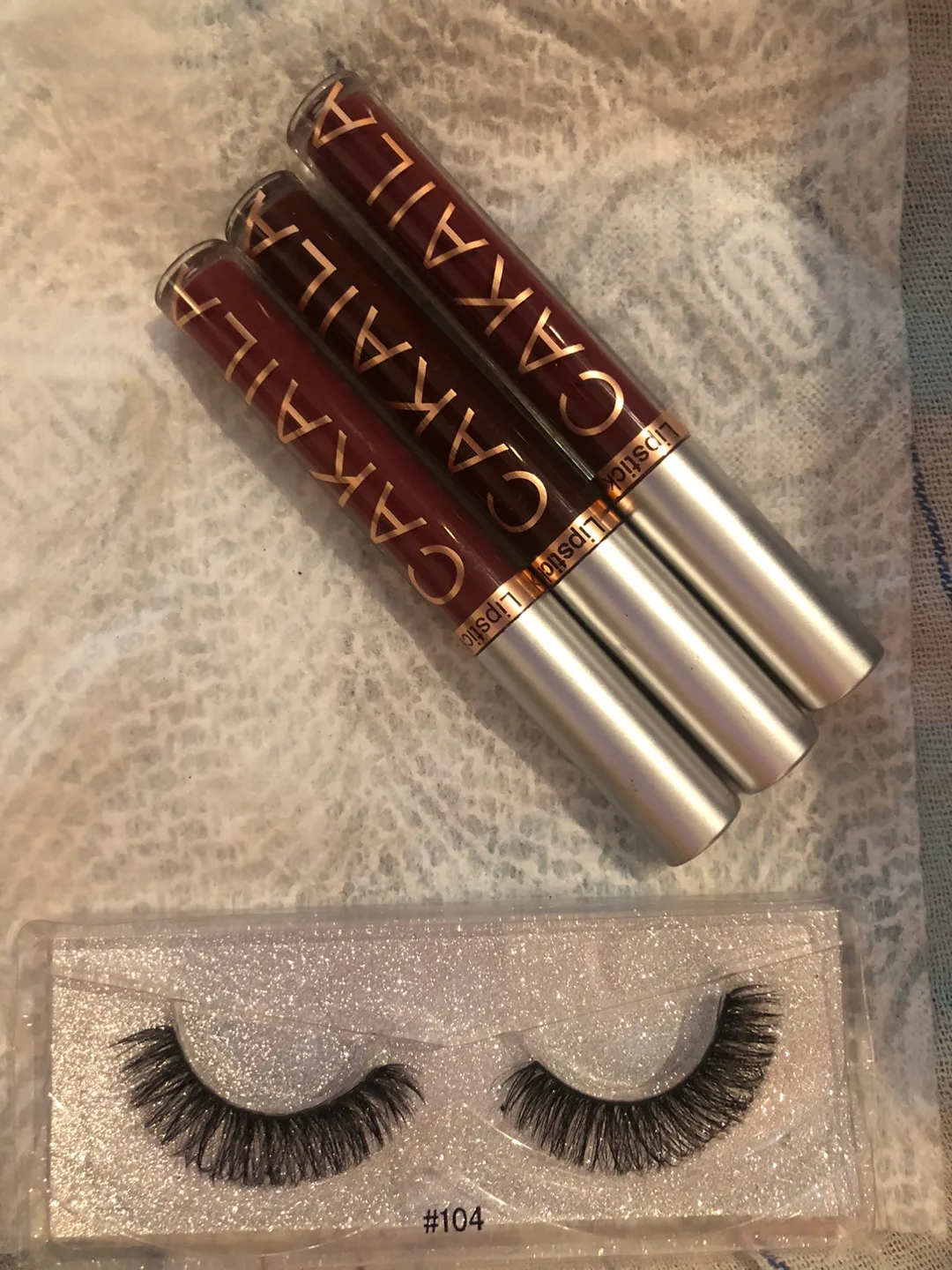 CAKAILA Lipstick & Eyelashes thumbnail
