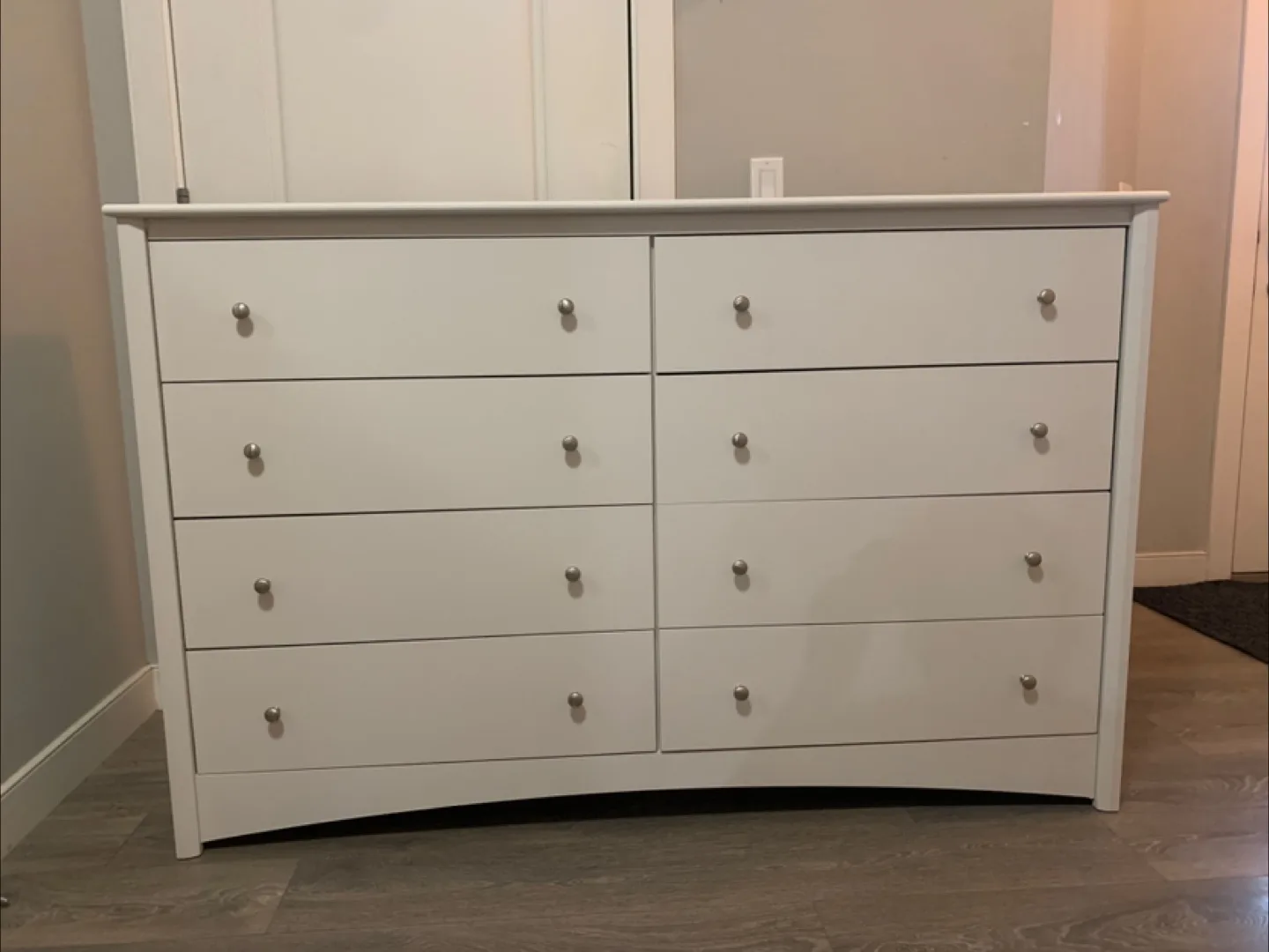 8 drawer Dresser thumbnail