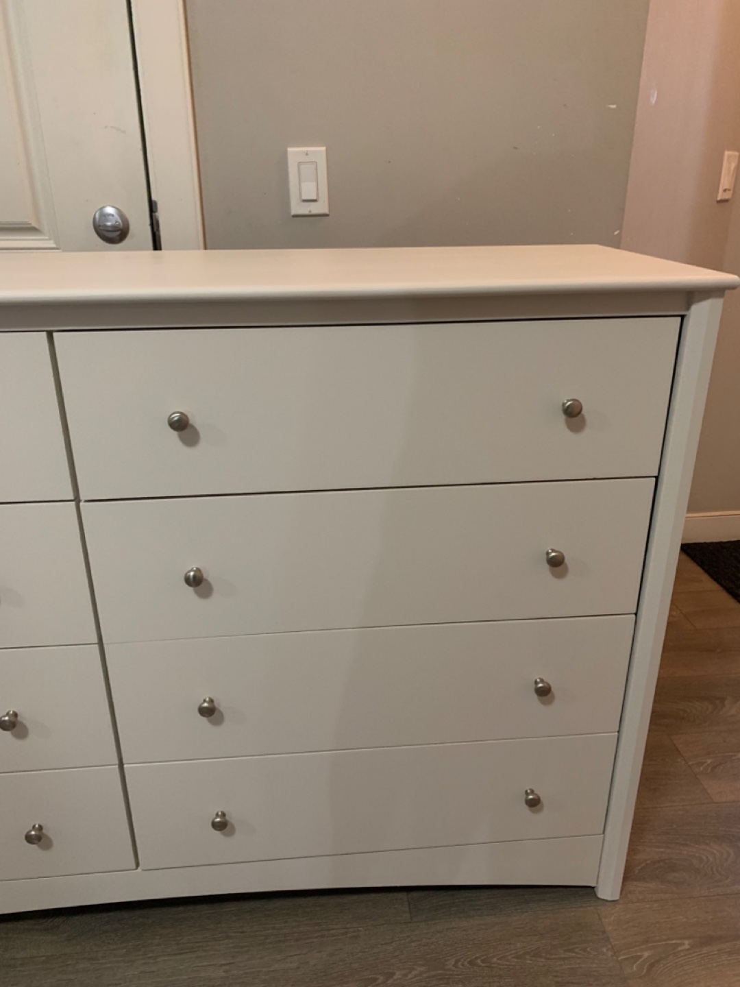 8 drawer Dresser - photo 4