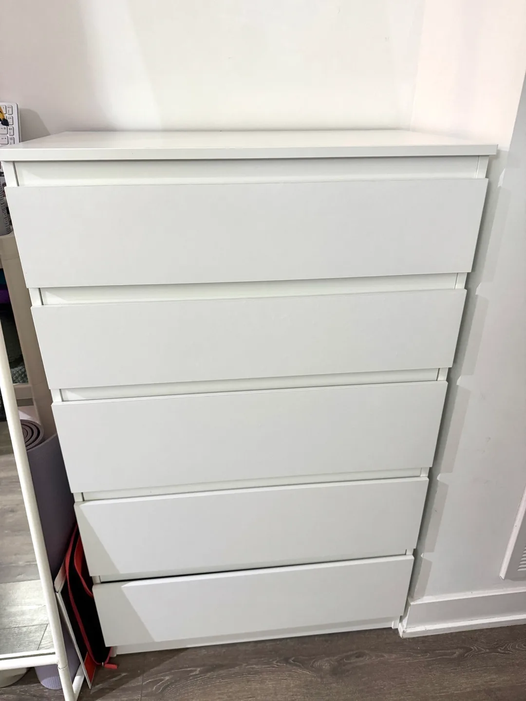IKEA Malm 6-Drawer Dresser - White thumbnail