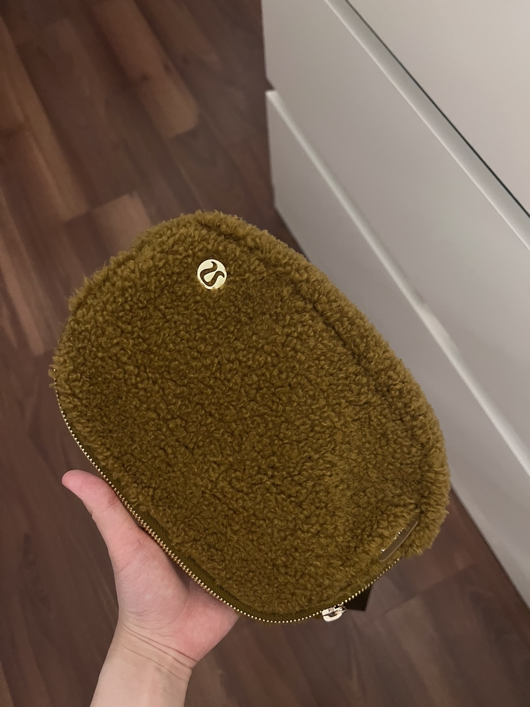 Lululemon Everywhere Fleece Belt Bag - Caramel