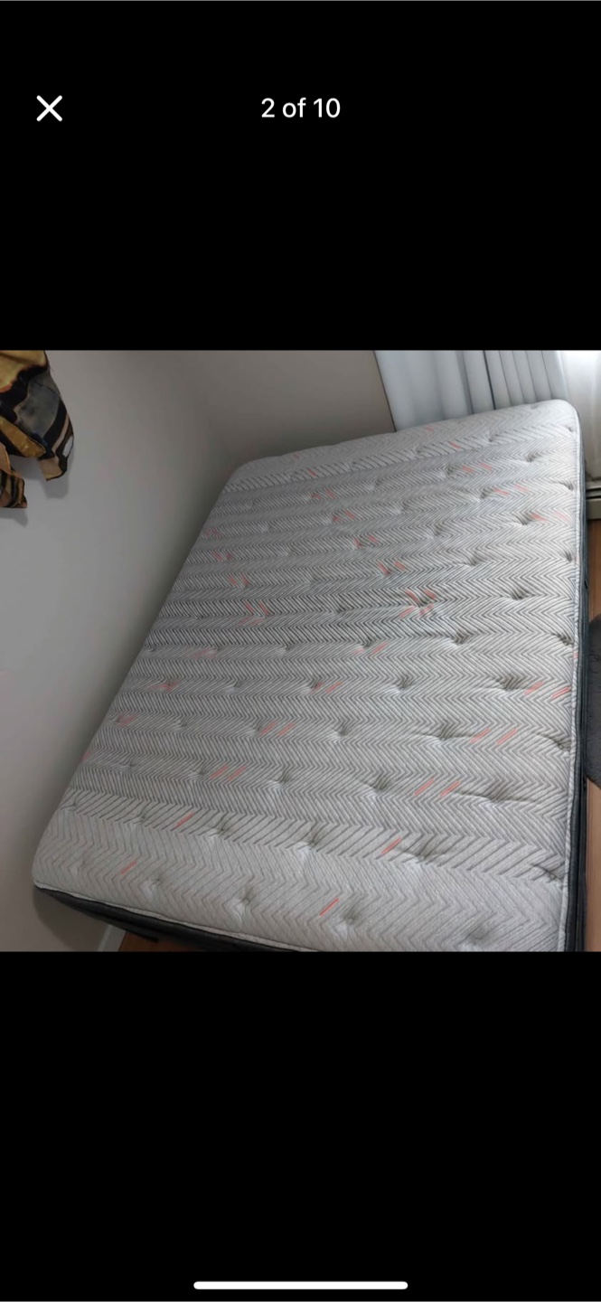 Metal Bed Frame - Full Size - 700 lbs Capacity - photo 2