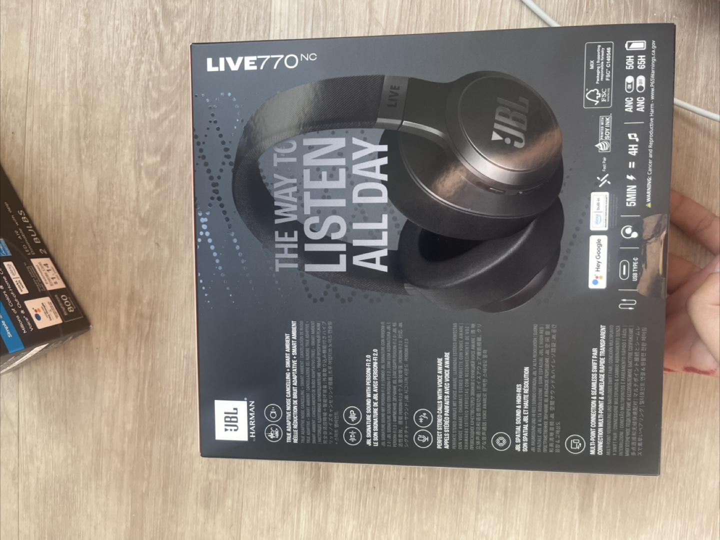 New Unopened - JBL LIVE770NC Wireless Headphones - photo 2