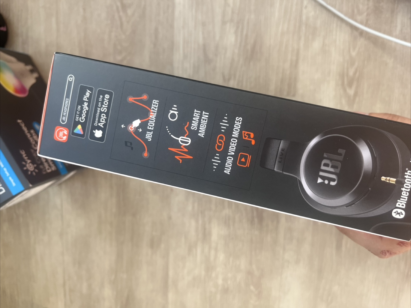 New Unopened - JBL LIVE770NC Wireless Headphones - photo 3