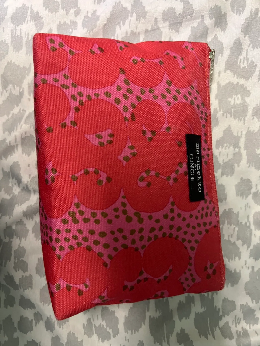 Marimekko x Clinique Pouch thumbnail
