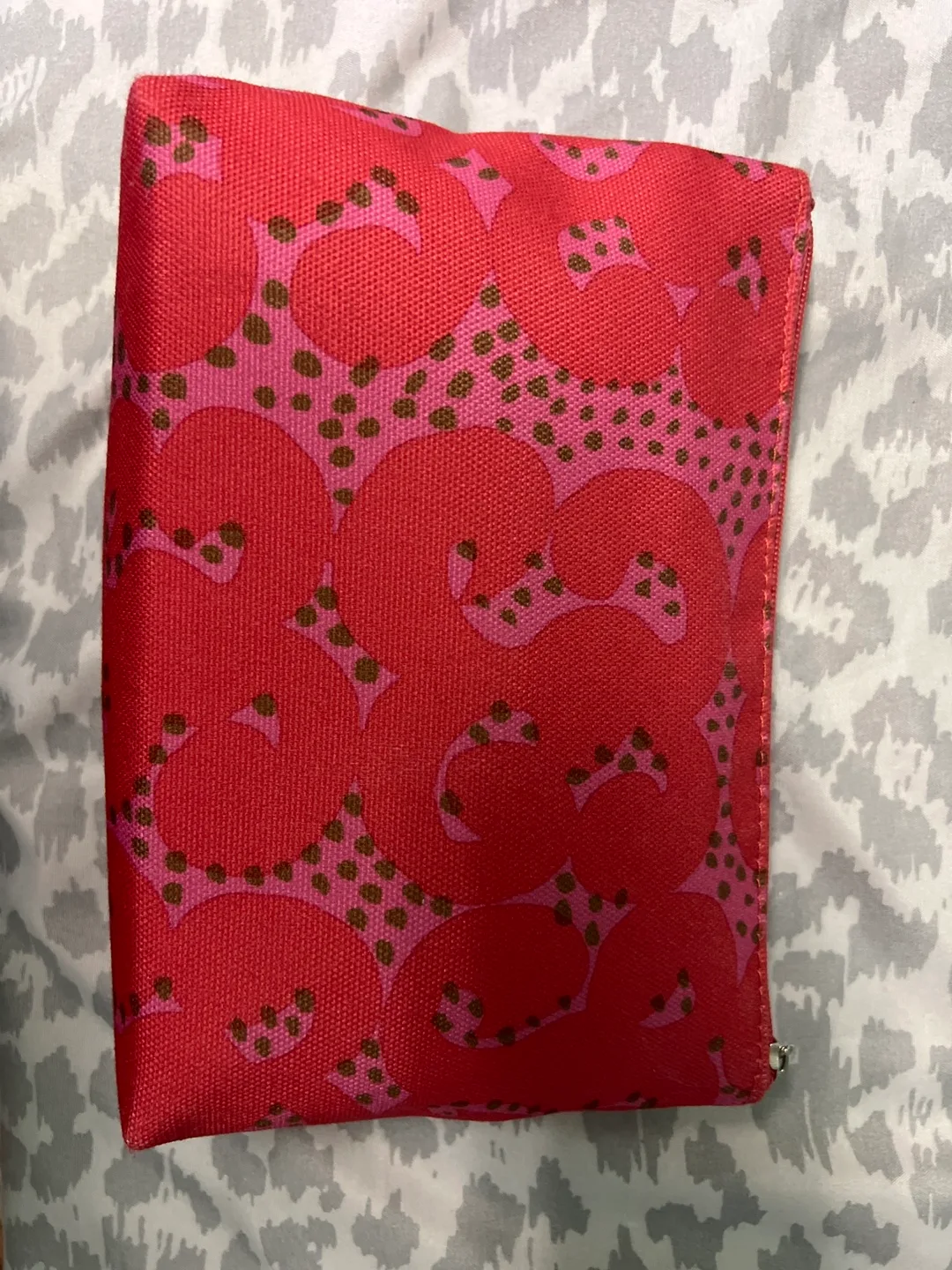Marimekko x Clinique Pouch image indicator(2)