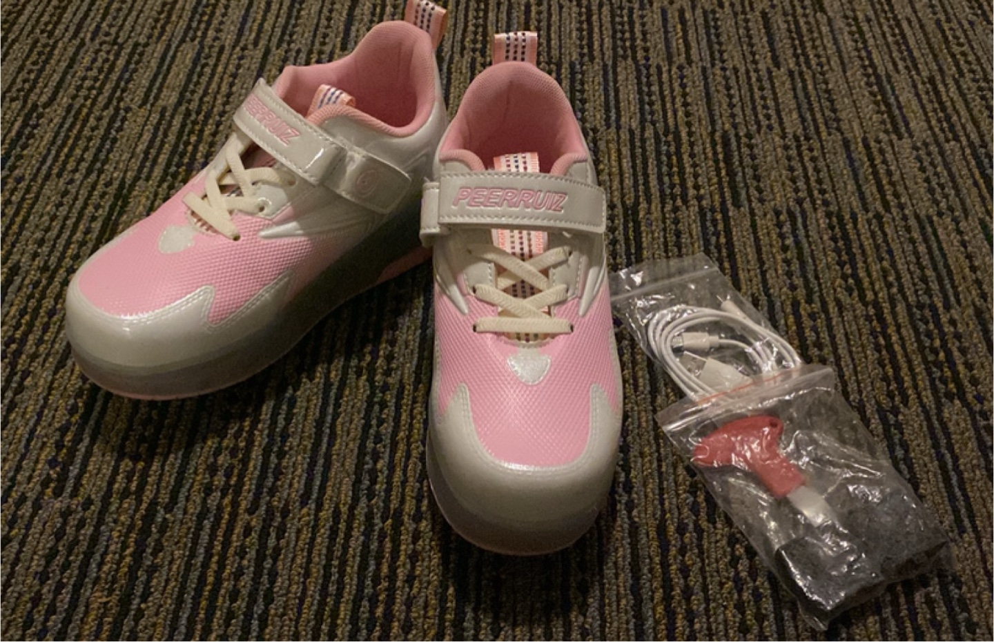 PEERRUIZ Kids Roller Skate Shoes - Size 34 - photo 2