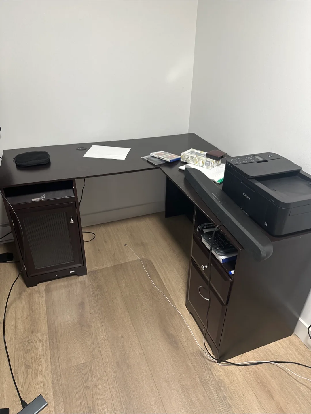 Brown L-shaped Office Desk thumbnail