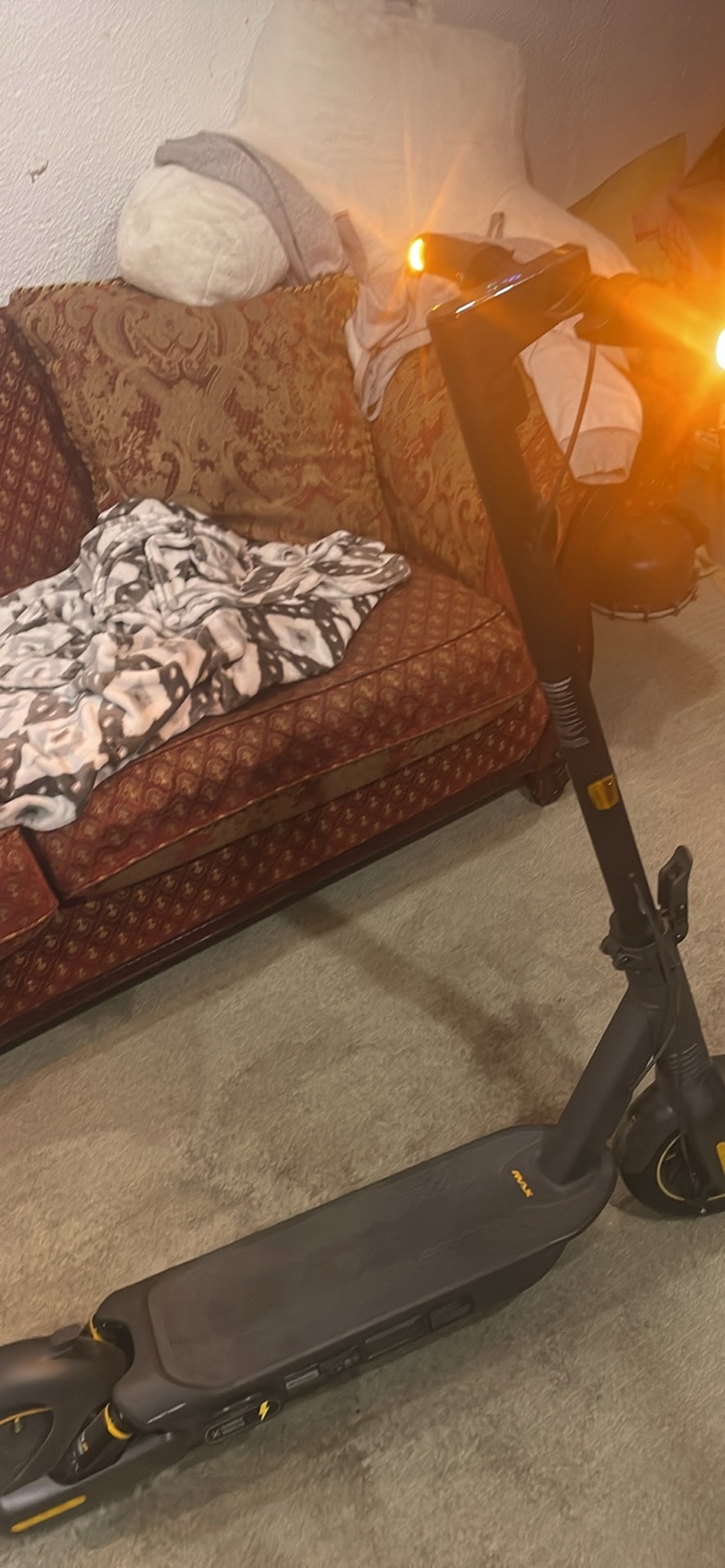 Ninebot MAX g2 Electric Scooter - photo 3