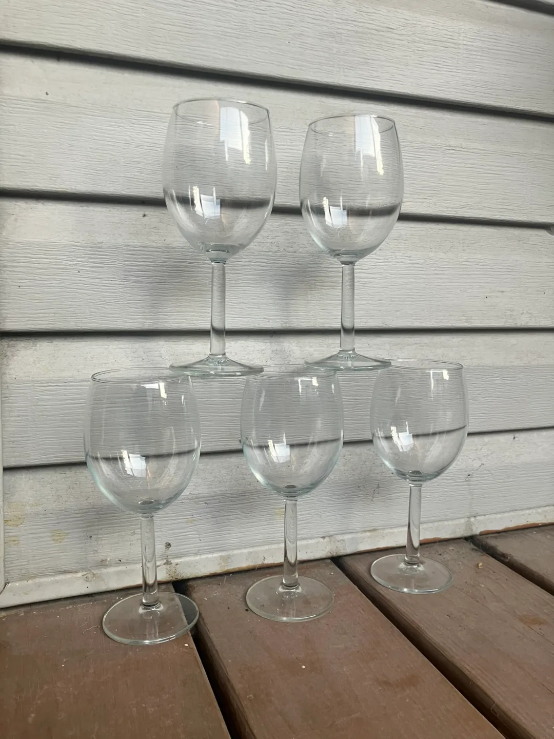 Set Of 5 Wine Glasses 7” x 3” - Excellent Condition image indicator(3)