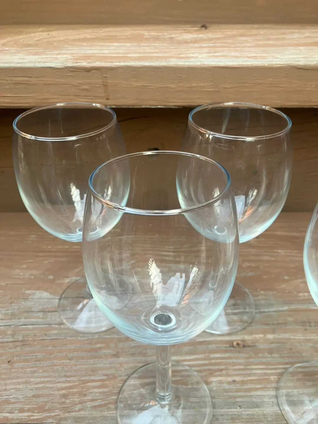 Set Of 5 Wine Glasses 7” x 3” - Excellent Condition image indicator(6)