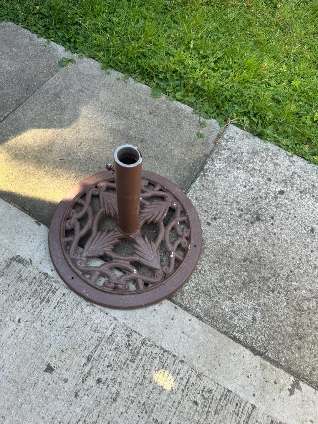 Patio Umbrella Base - Brown thumbnail