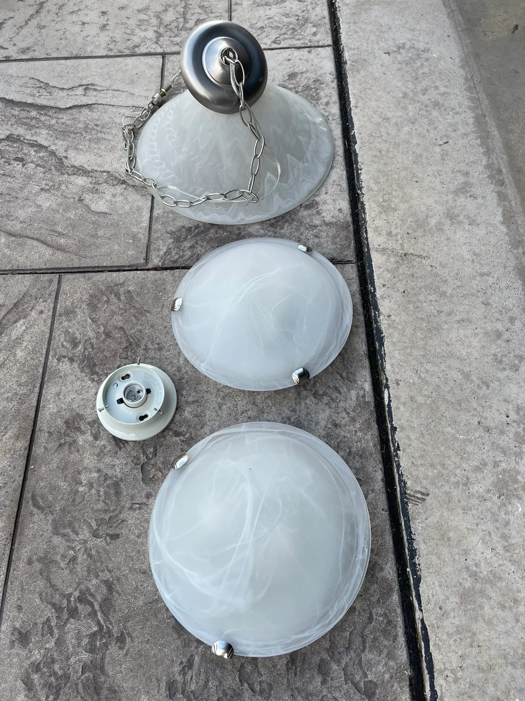 Hanging Ceiling Light Fixture thumbnail