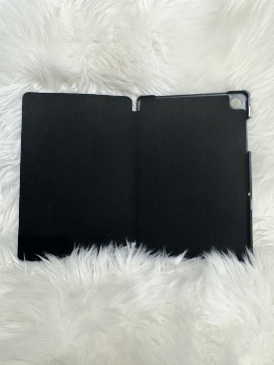 New Ipad air 5th gen Case - photo 2