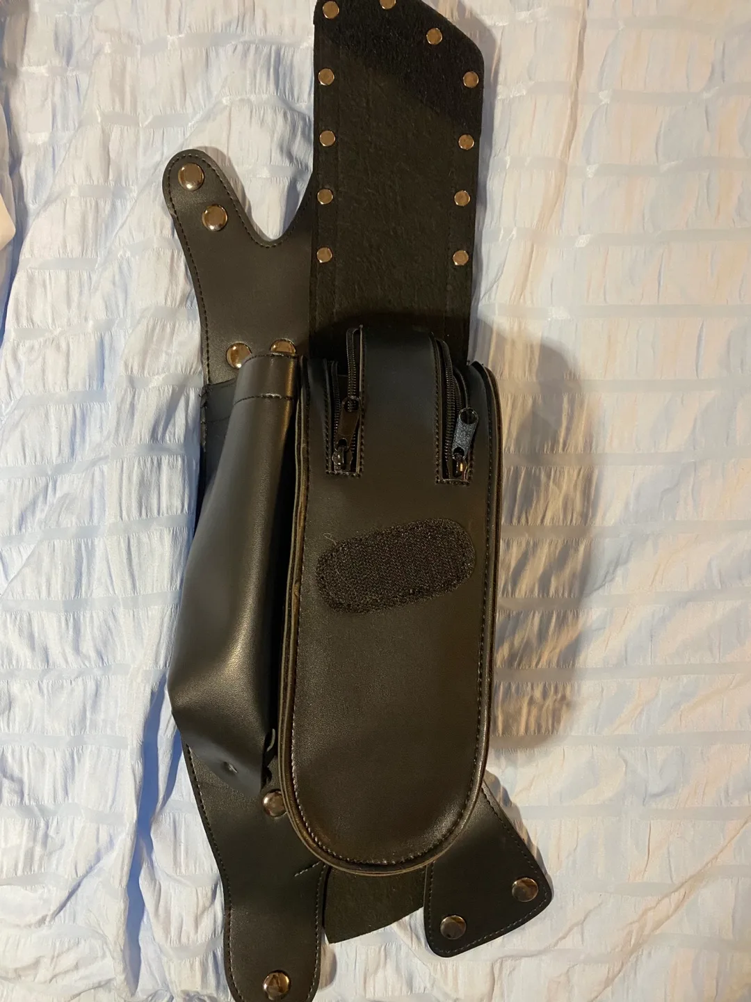 Saddlebag Bag W/ Water Bottle Holder image indicator(3)