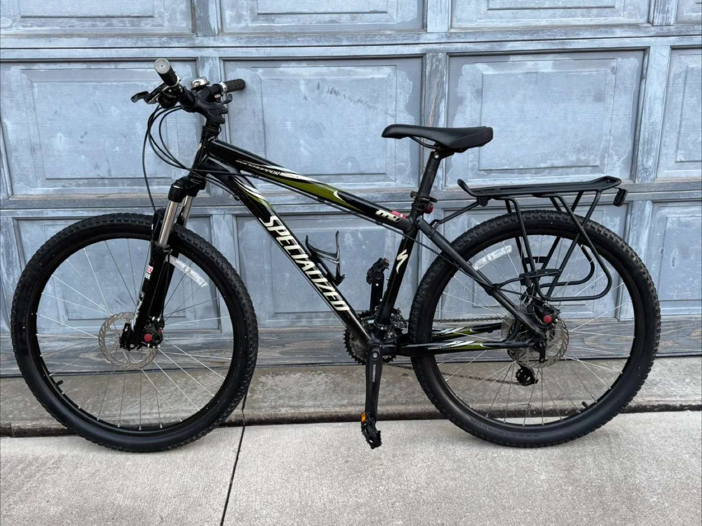 Specialized Rockhopper Mountain Bike thumbnail