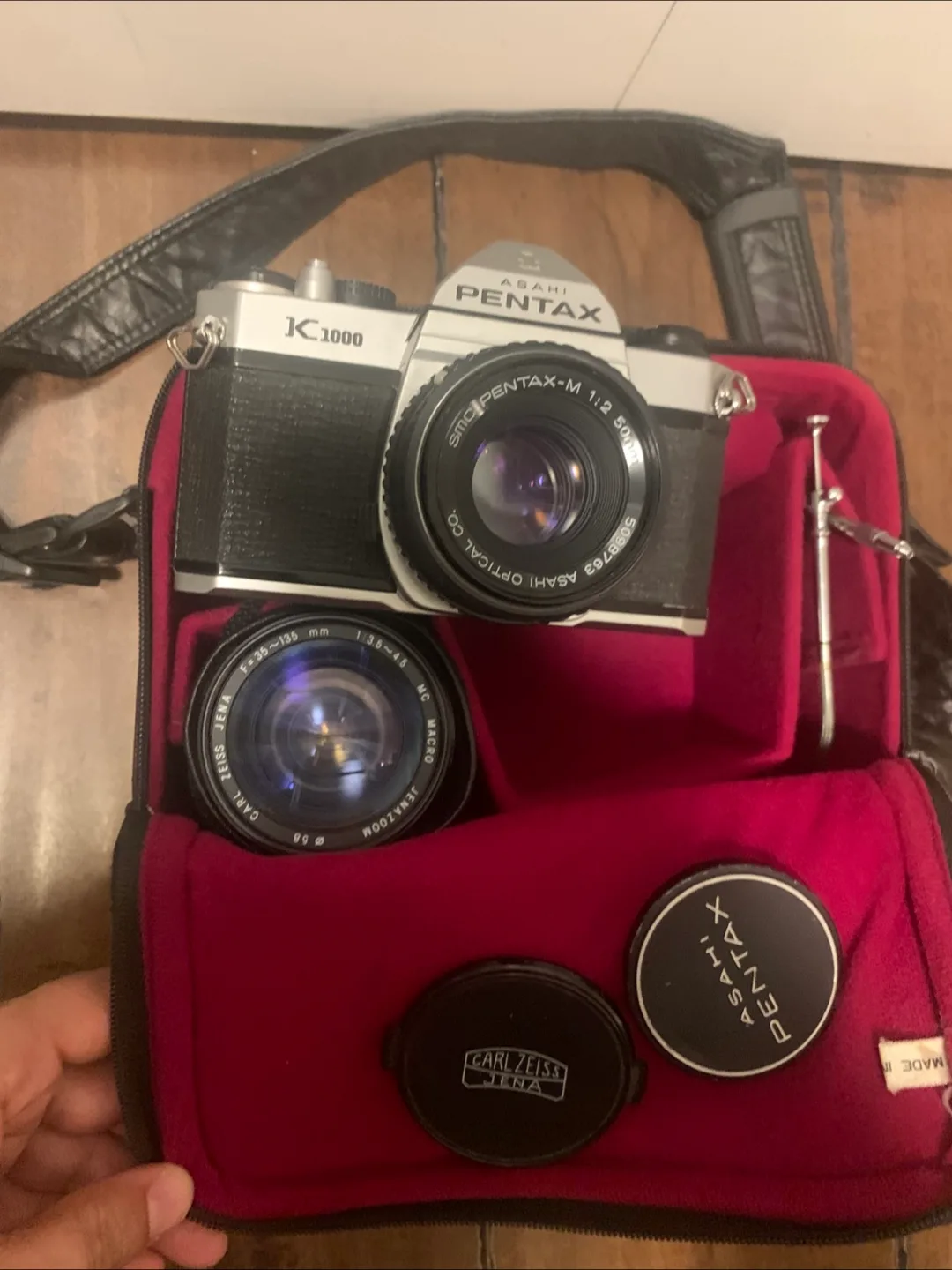 Pentax K1000 35mm Film Camera w/ Lenses image indicator(2)