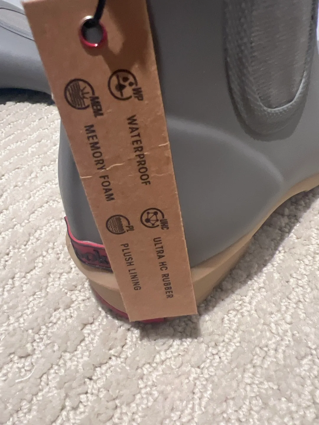 Chooka Waterproof Plush Lined Rain Boot -Size 6 image indicator(3)