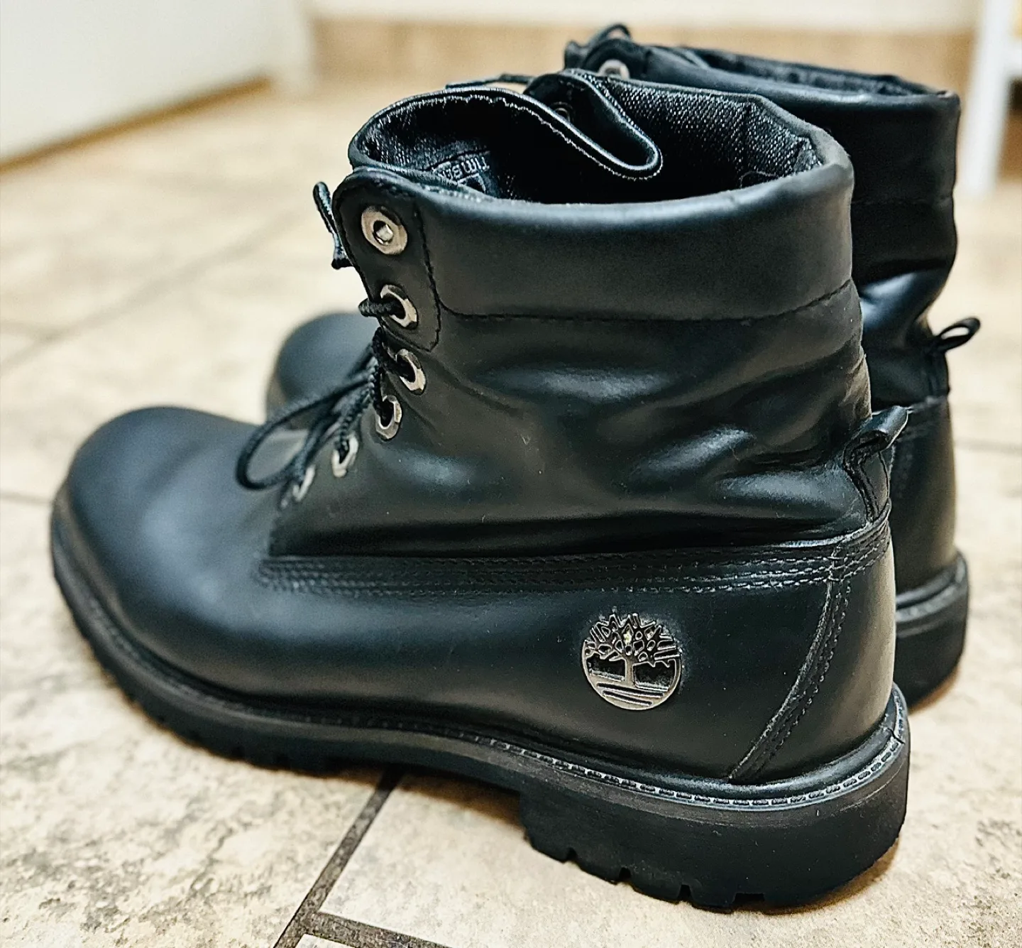 Timberland Black Leather Boots size 9.5 thumbnail