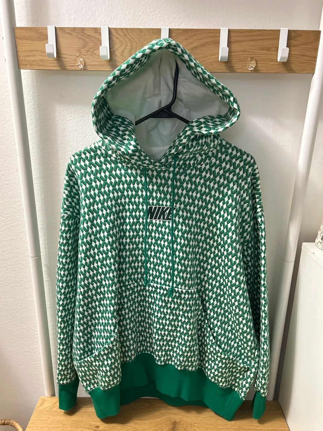 Nike Green Patterned Hoodie 🥕 thumbnail